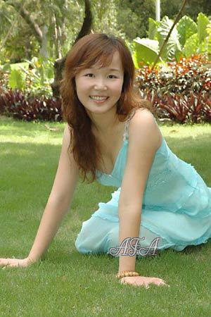 China Hot Pretty Woman Age 26 - 29 Photo Gallery